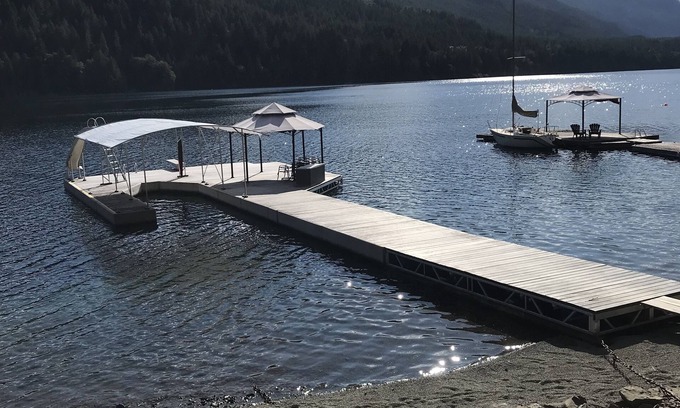 Port Alberni Cabin | Lakefront Studio: Guest Rated 10/10 with Ocean Views