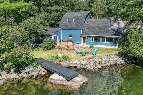 Weeks Mills House | Relaxing Lakefront Retreat with Hot Tub & Free Massages