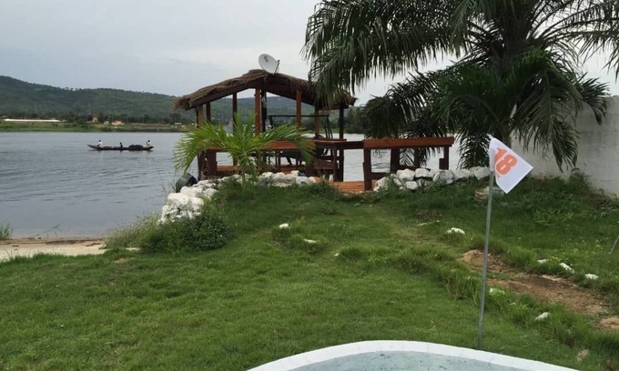 Eastern Region Apartment | Scenic Lakefront Rooms with Pet-Friendly Amenities