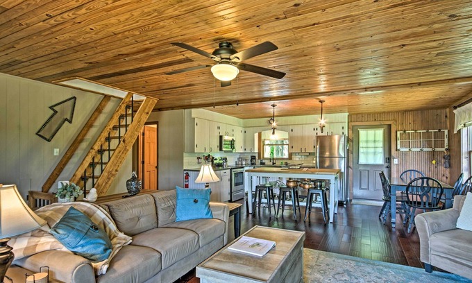 Waterloo Cabin | Idyllic Lakefront Cabin with Dock, Kayaks & Relaxing Spa