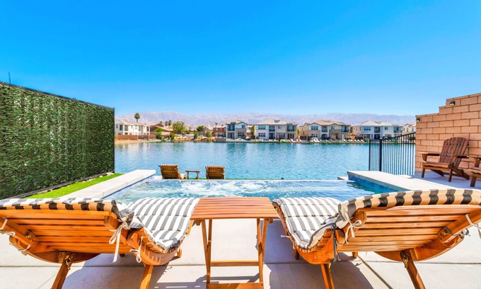 Terra Lago Villa | Pet-Friendly Lake Front Villa Oasis with Private Pool
