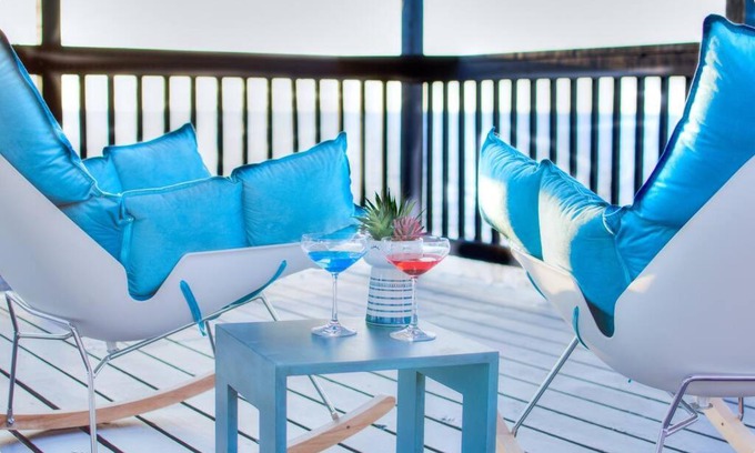 Town of Somerset Apartment | Serene Lakehouse Retreat Near Niagara Falls on Lake Ontario