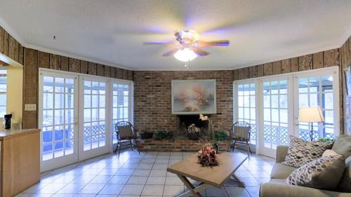 Oviedo House | Lakes View 3 Bed, 2 Bath Nature Retreat In Oviedo