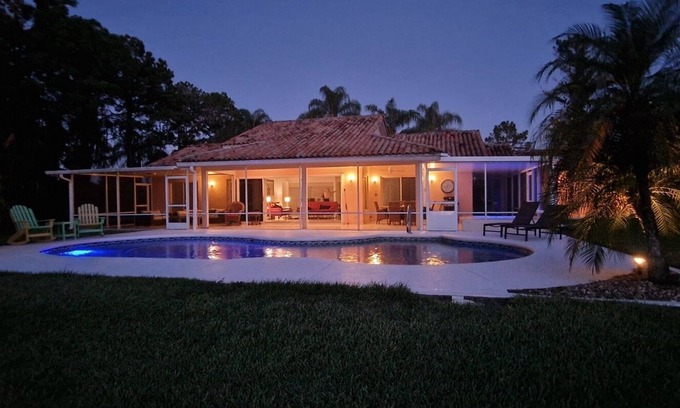 Clermont House | Experience Adventure at Lakes View: Sports & Relaxation Await