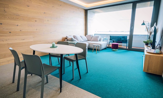 Zwenkau Apartment | Lakeside Apartment 2