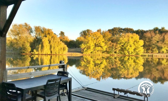 Villiers-Charlemagne Cottage | Cozy Gite Villiers-Charlemagne: Family-Friendly Escape