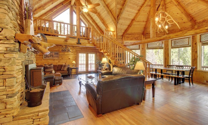 Lakeside Cottage | Inviting Lakeside Cabin with Fire Pit and Hot Tub Retreat