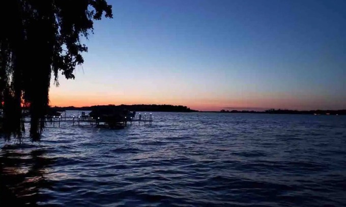 Fox Lake House | Top-Rated Lakeside Getaway with 2 King Beds & Ocean View