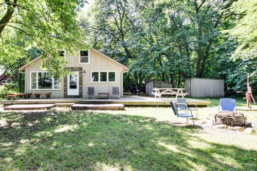 Clitherall House | Lakeside Getaway with Dock West Battle Lake Cabin