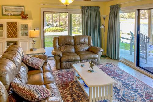 Sea Trail Apartment | Tranquil Lakeside Haven with Pool & Family-Friendly Fun