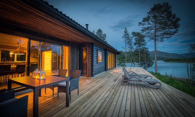 Kviteseid House | Top-Rated Lakeside Haven Vrådal with Pool & Spa