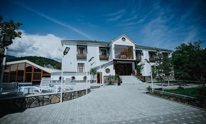 Gabala Hotel | Relax at LakeSide Hotel & Spa with Oceanfront Views