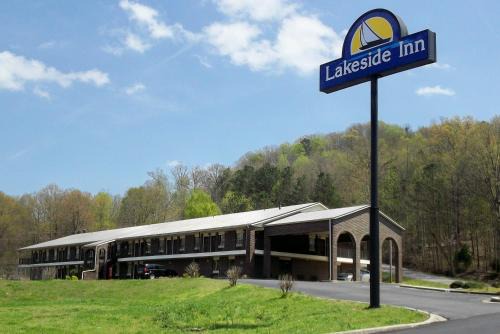 Guntersville Hotel | Cozy Lakeside Inn with Breakfast & Family-Friendly Vibes