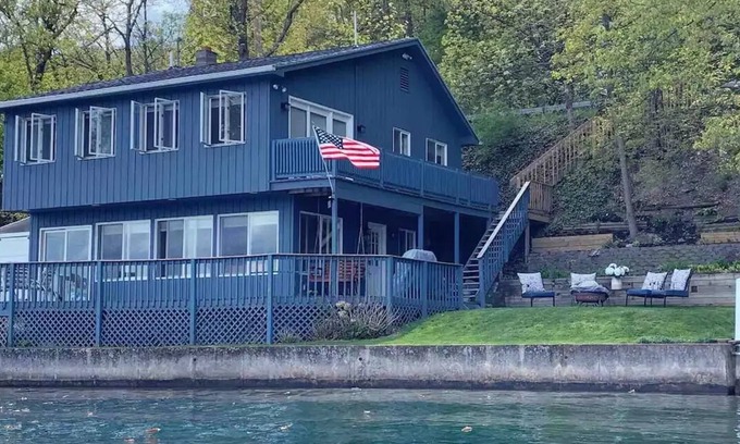 Valois House | Experience Keuka's Water's Edge with Ocean Views