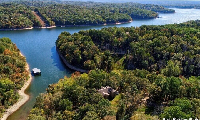 Rogers House | Inviting Lakeside Lodge on Beaver Lake - Sleeps 16, Rated 9.8
