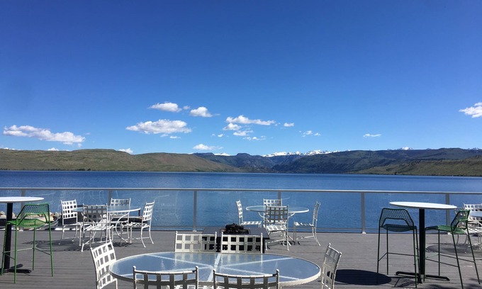 Pinedale Hotel | Discover Lakeside Lodge Resort & Marina: Top-Rated Getaway