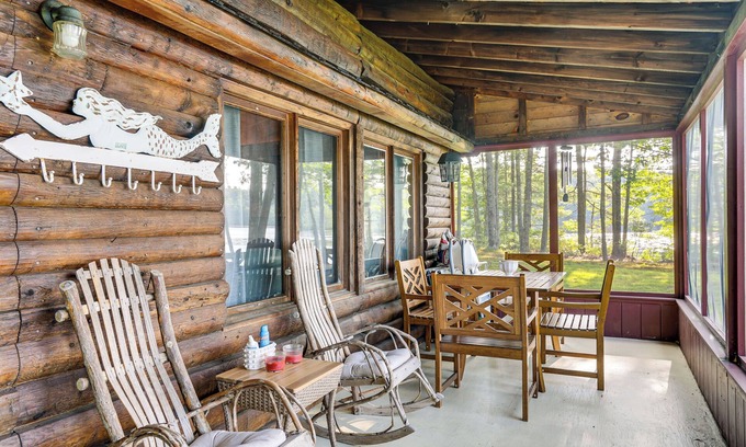 Rindge Cabin | Lakeside Log Cabin w/Porch in Monadnock Region