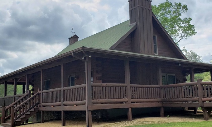 West Augusta House | Lakefront Log Home Retreat on Scenic Private Farm