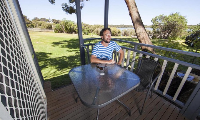 Waterhouse Resort | Relaxing Lakeside Tourist Park with Family-Friendly Amenities