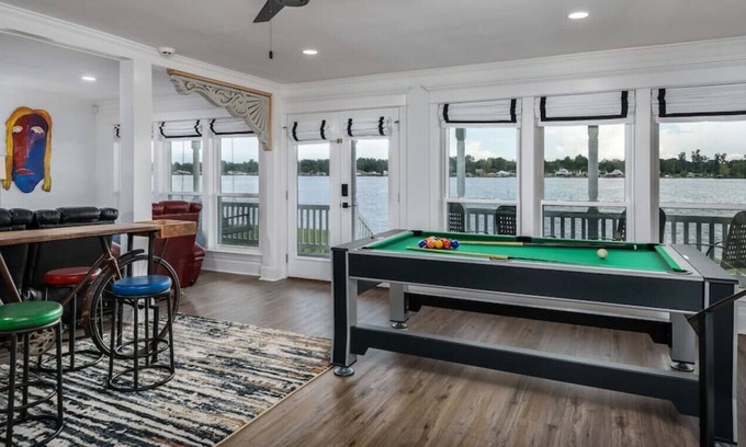 New Roads House | Elegant Lakeside Villa - Perfect for Family Getaways