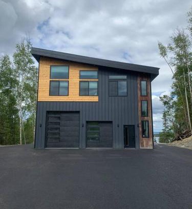 Big Lake House | Serene Lakeview Oasis: Family-Friendly Waterfront Retreat