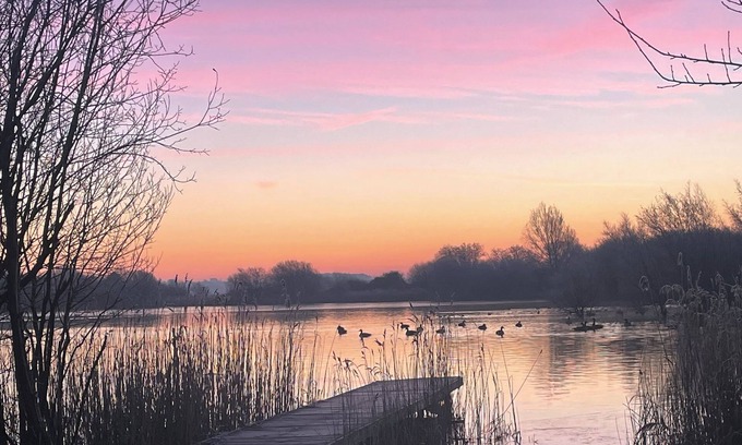 Wareham Bed & Breakfast | Guest Rated: 10/10 at Lakeview Studios for Unforgettable Stays