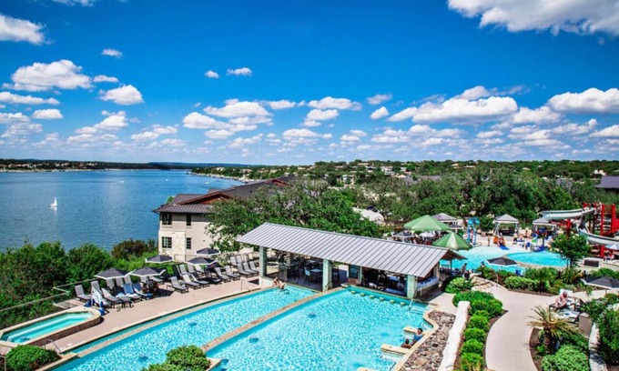 Lakeway Resort | Discover Lakeway Resort & Spa: Pet-Friendly Oceanfront Retreat