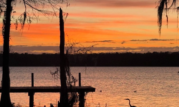 Florala House | Lakin’ It Easy- House on the Beautiful Lake Jackson in Florala, AL