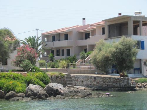 Archangelos Apartment | Idyllic Lakonia Bay Apartments with Ocean Views & Pet-Friendly