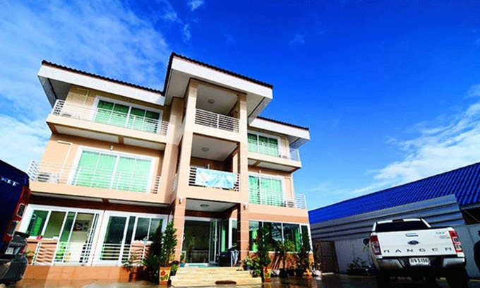 Mae Pa Hotel | Discover Laksasuk House: Family-Friendly Stay with Breakfast