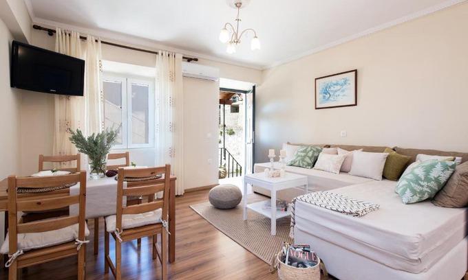 Ano Korakiana House | Discover Lala Cottage: Guest Rated 9.6, Family-Friendly Stay