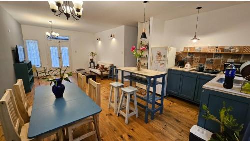 Bosque Peralta Ramos House | Discover La Rosada del Bosque: Family-Friendly Retreat