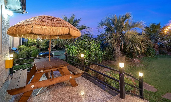Hallim House | Family-Friendly Escape at Lalapipo Jeju - Rated 10/10!