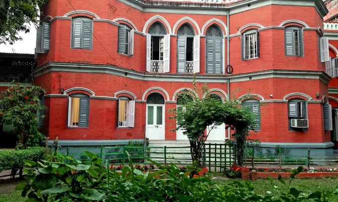 Kalighat House | Experience Heritage Charm at LalBari - The Red Brick B&B