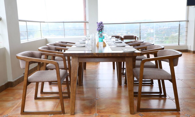 Stuart Hill Hotel | Discover Lali Petals: Family-Friendly with Great Amenities