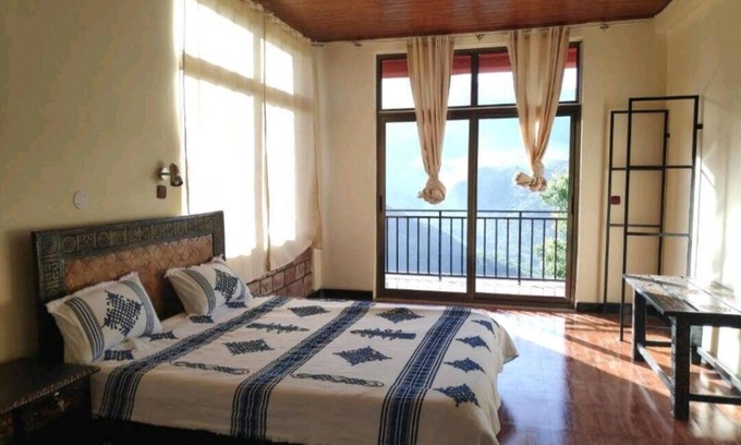 Lalibela House | Cozy Lalibela Roha Tour with Spa & Family-Friendly Dining