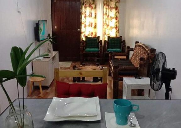Olongapo Apartment | Family-Friendly Retreat at Laly's B5-17 Home Near SBMA