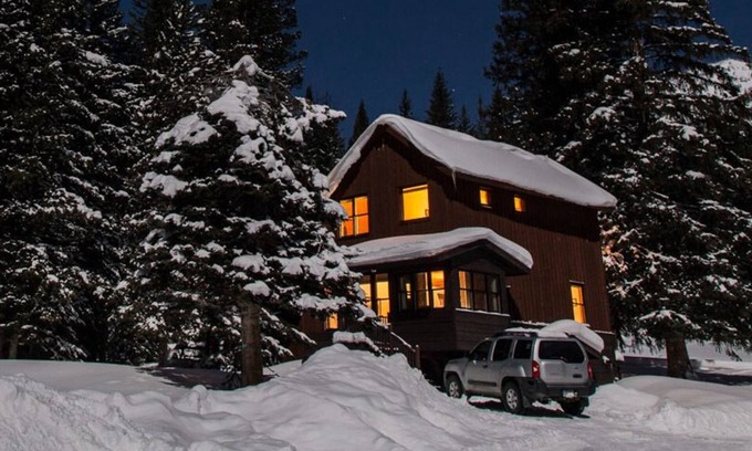 Cooke City-Silver Gate Cabin | Experience Modern-Rustic Cabins Near Yellowstone National Park