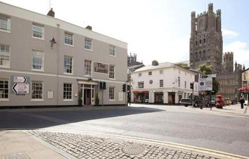 Ely Hotel | Pet-Friendly Stay at Lamb Hotel by Greene King Inns