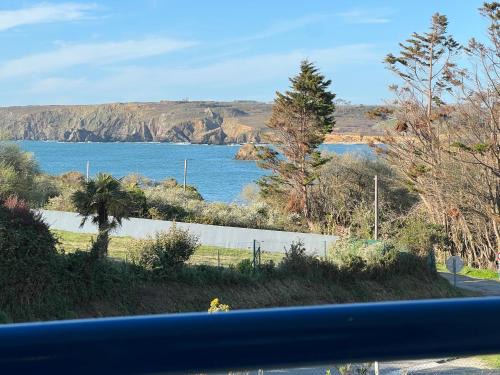 Camaret-sur-Mer House | Oceanfront Bliss at Lambezen with Spectacular Sea Views