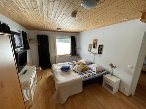 Joutsa Bed & Breakfast | Discover Lamminmäen Juhla ja Peti: Family & Pet Friendly Escape