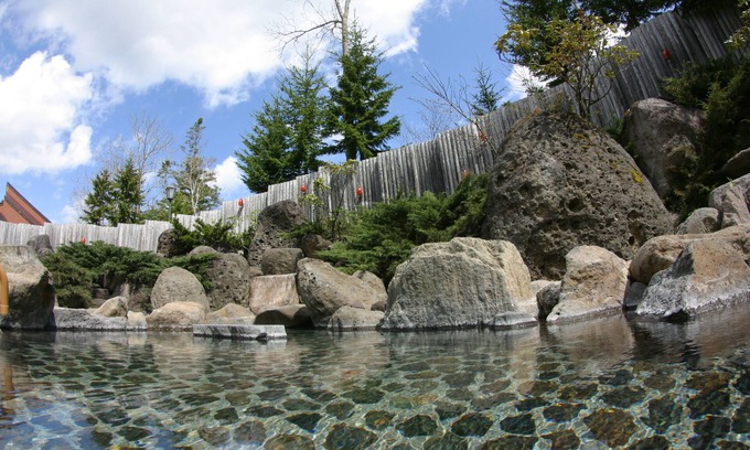 Tsubetsu House | Relax at Lamp No Yado Moritsubetsu with Spa & Hot Tub