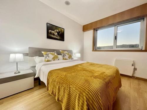 Malpica de Bergantinos Apartment | Top-Rated Öspede Lanús with Pool in Costa da Morte