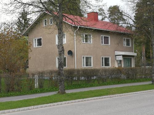 Rautjarvi House | Cozy Lana Guest House with Ocean View & Hot Tub