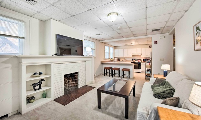 Lancaster House | Guest Rated 10/10: Lancaster Unit with Expansive Porch