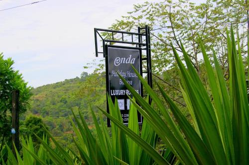 Imbulpe Hotel | Budget-Friendly Stay at Landa Holiday House with Breakfast