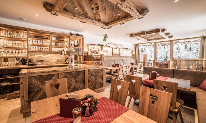 Lenggries Hotel | Discover LandererMühle: Oceanfront Paradise with Spa & Hot Tub