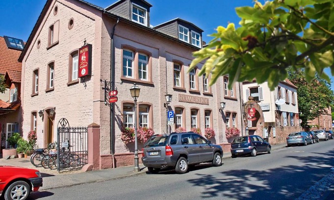 Obernburg Hotel | Inviting Landgasthaus Römerhof: Pet-Friendly & Family-Ready
