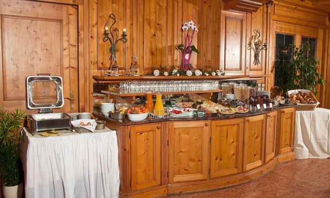 Mamming Hotel | Explore Landgasthof Apfelbeck: Rated 9/10 with Family Amenities