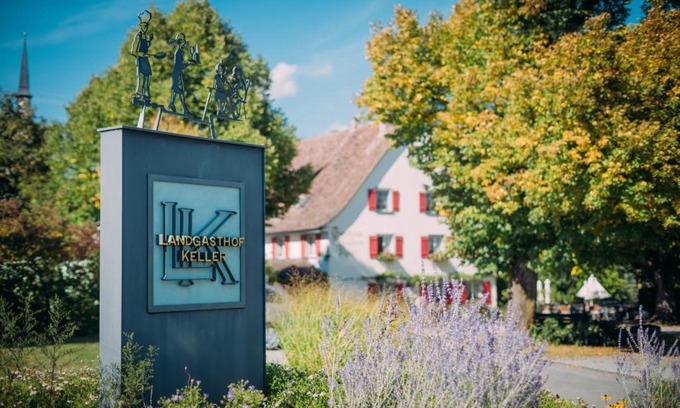Lippertsreute Hotel | Cozy Landgasthof Keller: Pet Friendly with Ocean Views